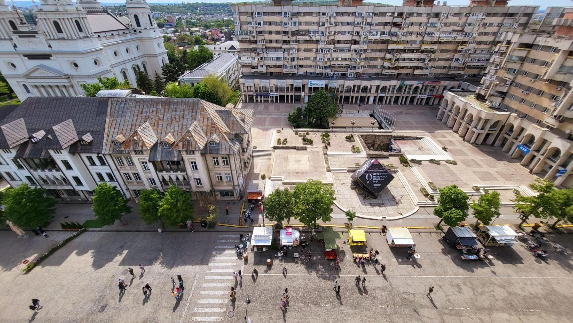 Panoramic Penthouse In The Heart Of Iasi Apartment Exterior photo